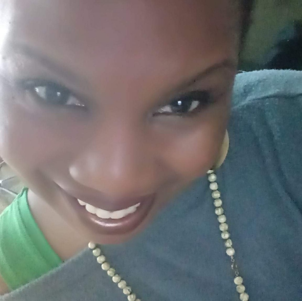 Meet your Posher, Cristalynne